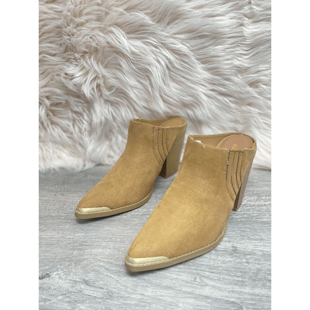 Sun + Stone Women's Deyzaa Mule Pumps - Tan 10M